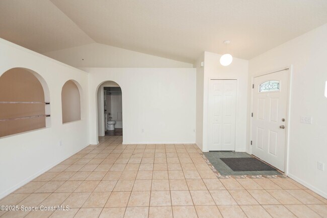 Building Photo - 6121 Corning Rd