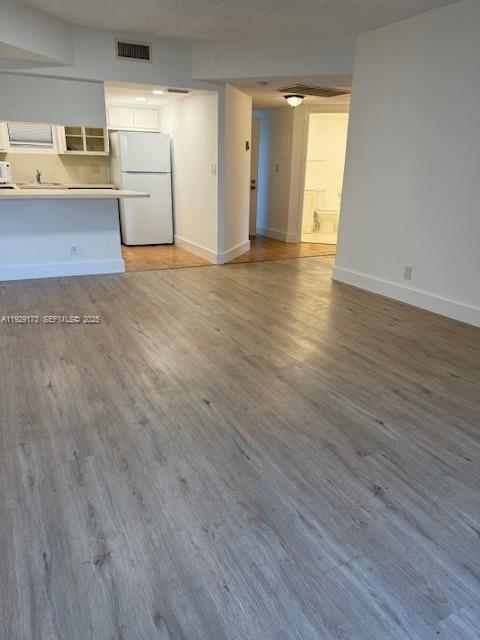 Building Photo - 8290 Lake Dr