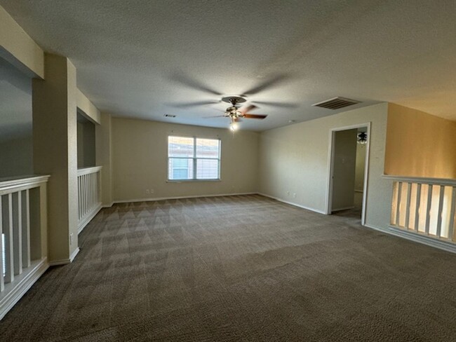 Building Photo - SUPER SPACIOUS WITH OVER 2800 SQ FT NEAR S...