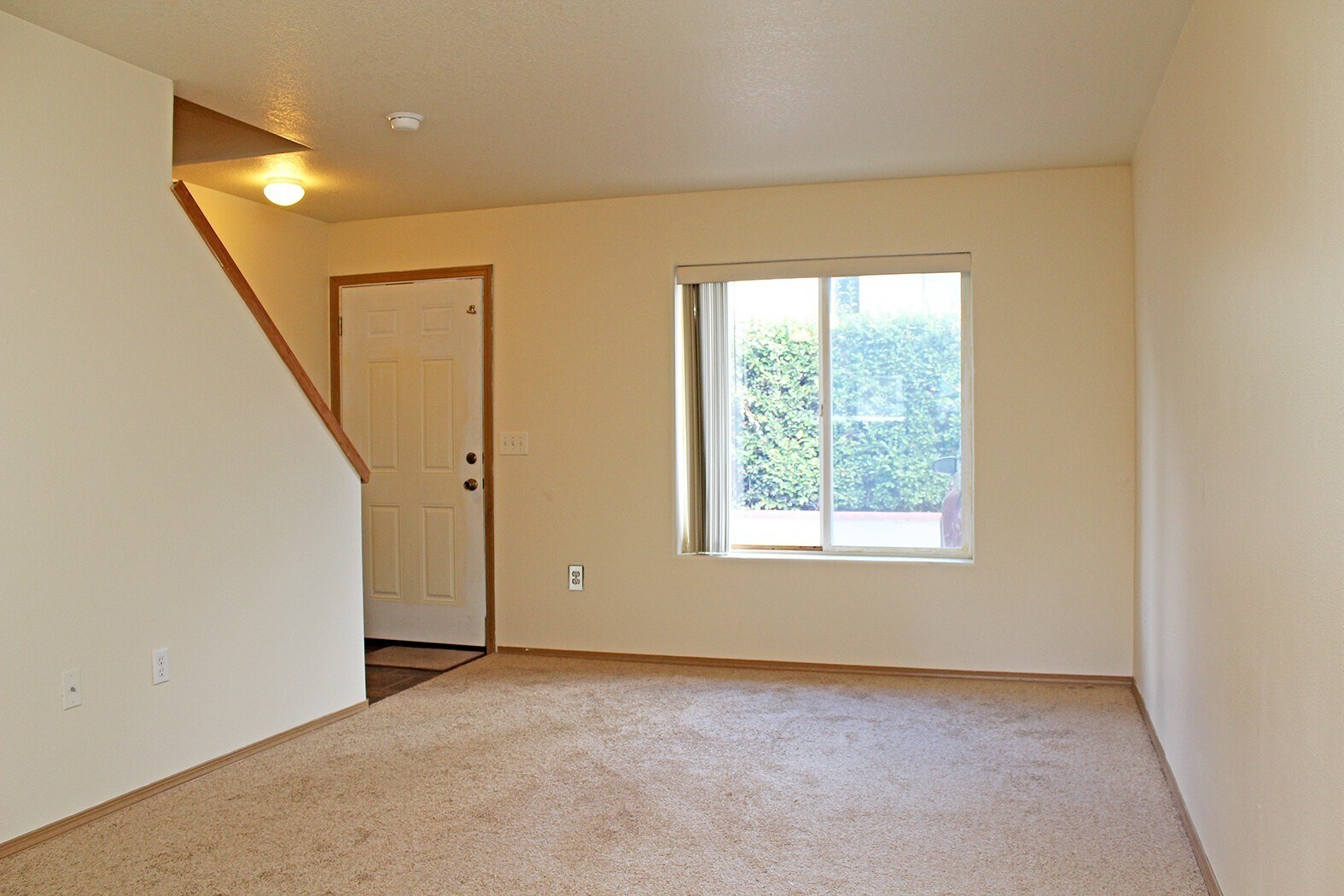 Building Photo - 3548 SE 119th Ave