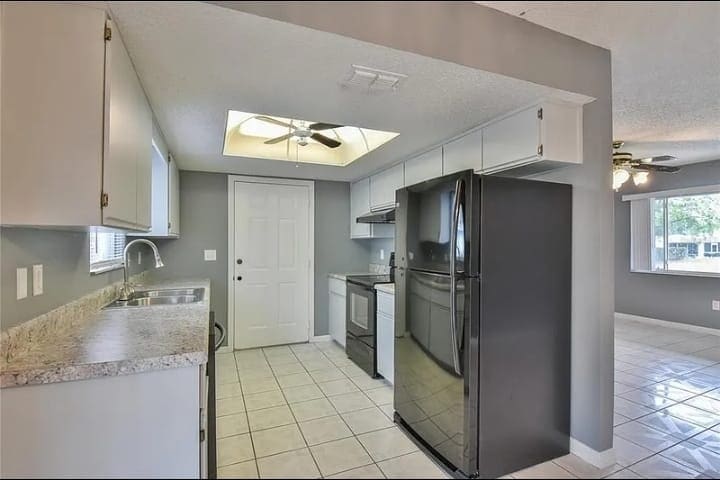 Building Photo - 6356 SW 103rd Street Rd