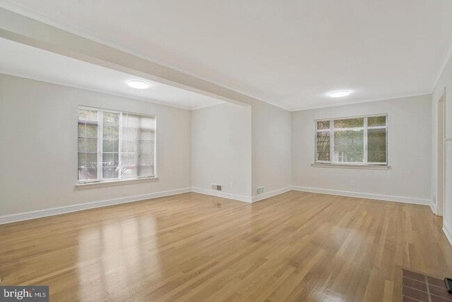 Building Photo - 3977 26th St N