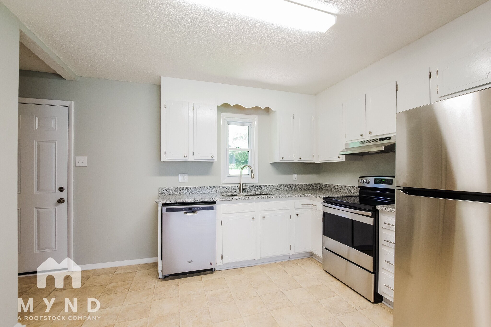 Building Photo - 8401 Clear Meadow Ln