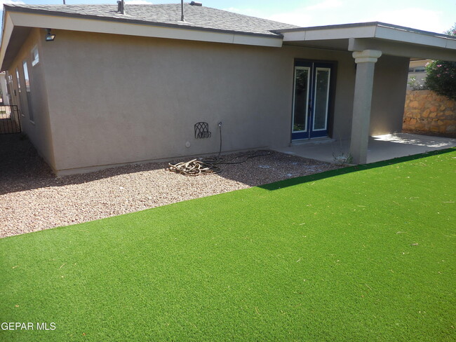 Building Photo - 4925 Copper Ranch Ave
