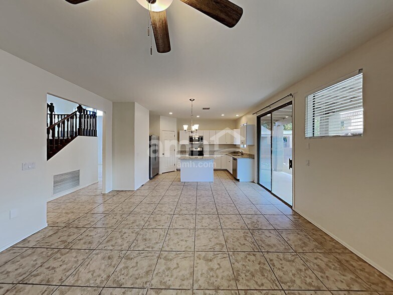 Building Photo - 65 W Camino Rio Cebolla