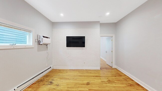 Building Photo - 78 Trenton St