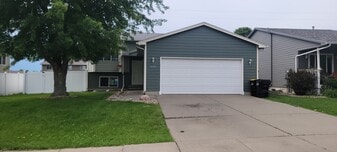 Building Photo - 8105 W Stoney Creek St