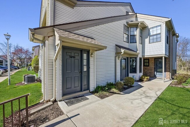 Building Photo - 3015 Lighthouse Ln