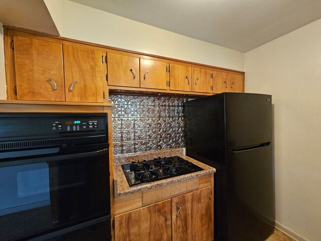 Building Photo - 3 bed/1.5 bath house near Sabraton