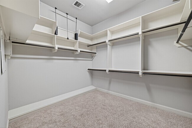 Building Photo - 10917 Upland Park