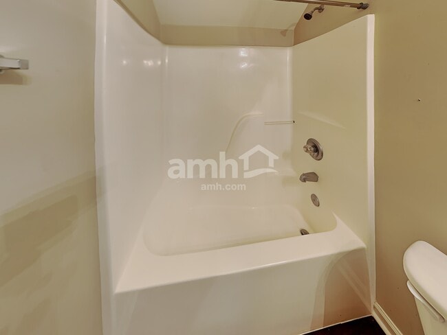 Building Photo - 6017 Spanish Moss Ln