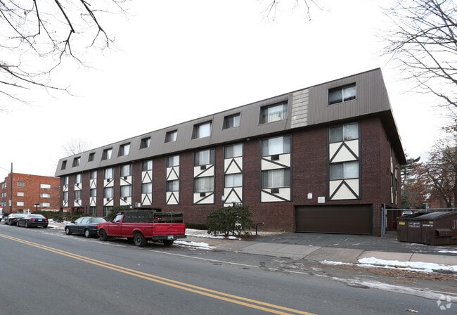 Building Photo - Carriage Place Apartments