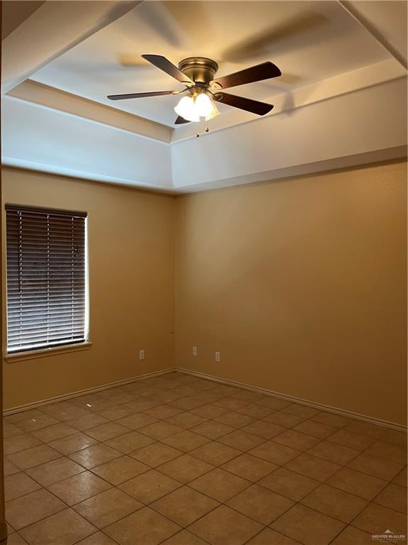 Building Photo - 703 La Mancha Dr