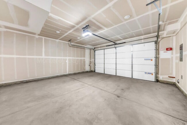 Building Photo - 111 Sea Shell Ave