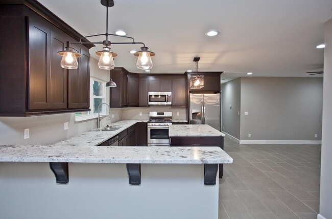 Building Photo - 1206 Convair St