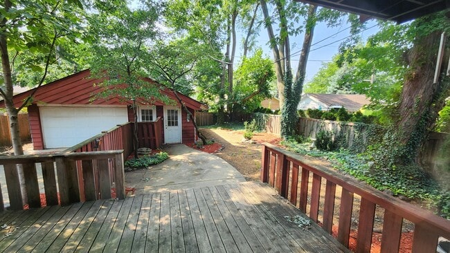 Building Photo - 1806 Courtland Ave