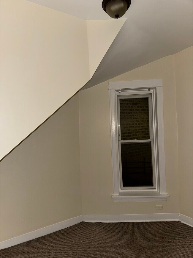 Building Photo - Haddon