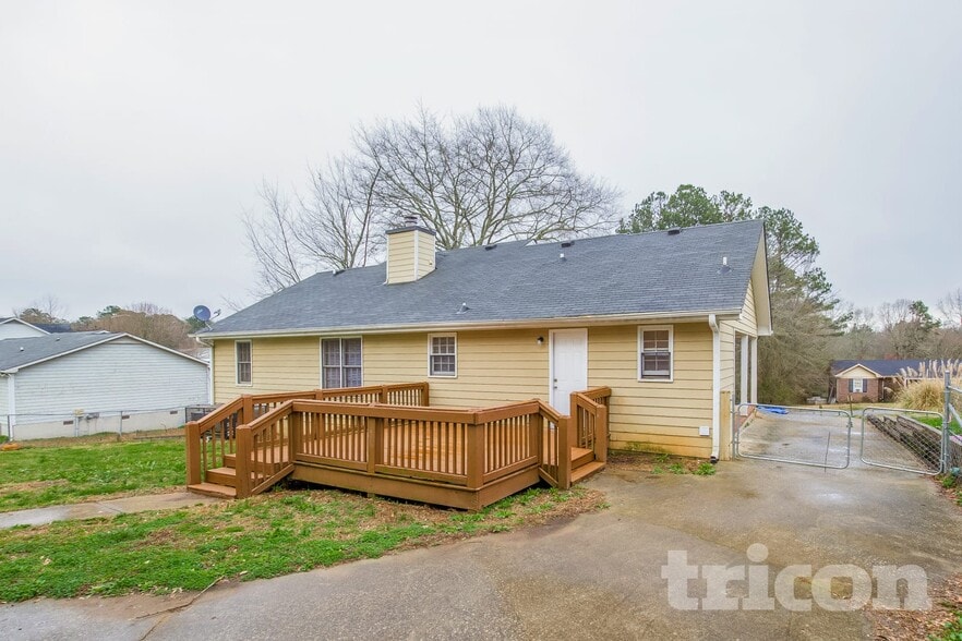 Building Photo - 123 Northridge Dr