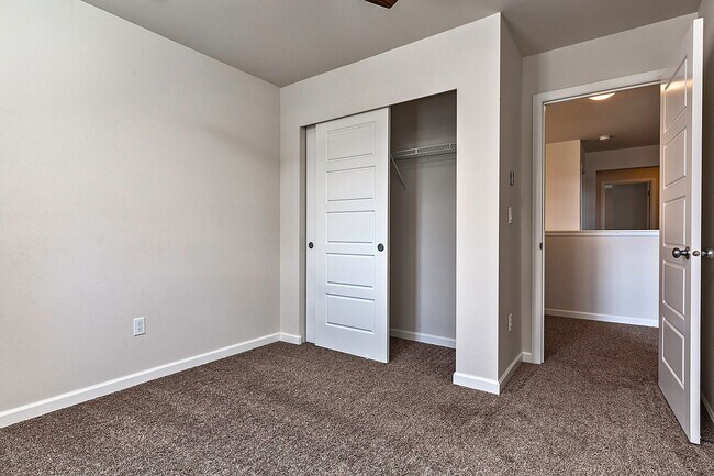 Building Photo - 14398 99th Way Southeast