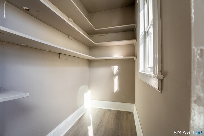 Building Photo - 62-64-64 James St