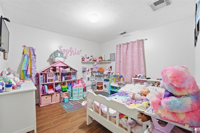 Building Photo - 14530 Morningside Vw Dr