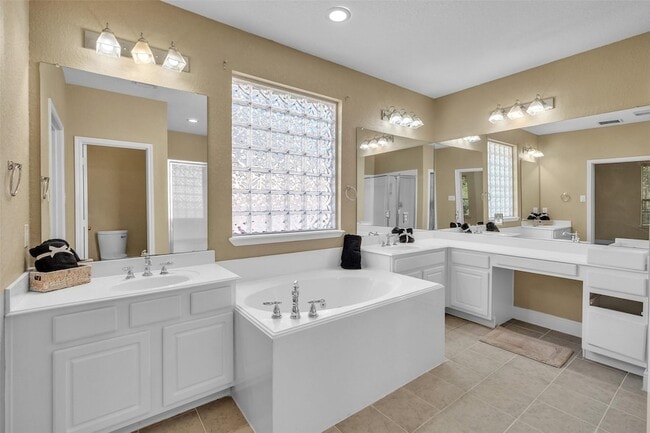 Building Photo - 5303 Riverstone Crossing Dr