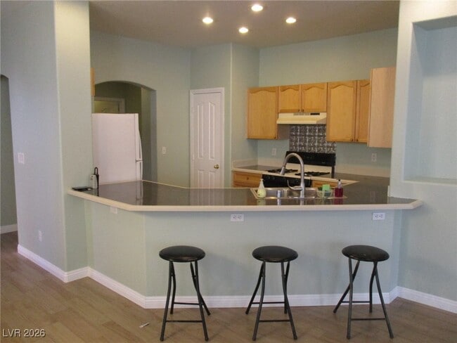 Building Photo - 1052 Country Skies Ave