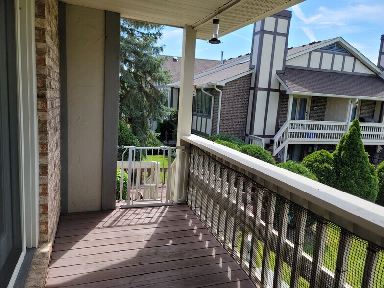 Porch - 9224 Windsor Pky