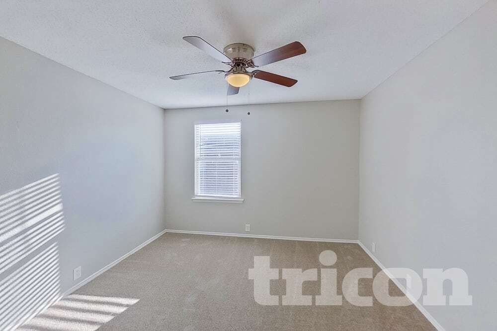 Building Photo - 232 Tulane Dr