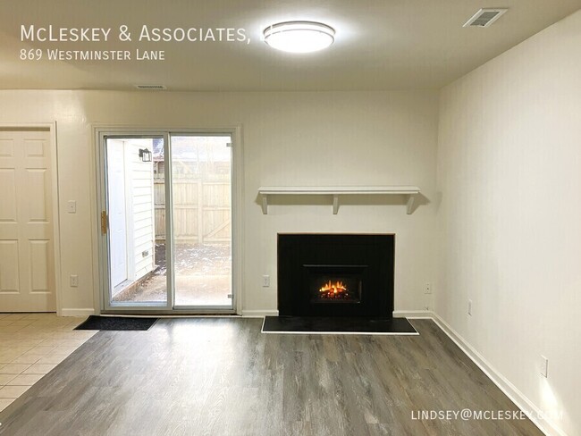 Building Photo - 869 Westminster Ln