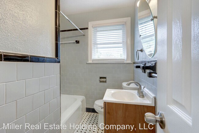 Building Photo - 4 br, 2 bath House - 2305 Louisiana Ave