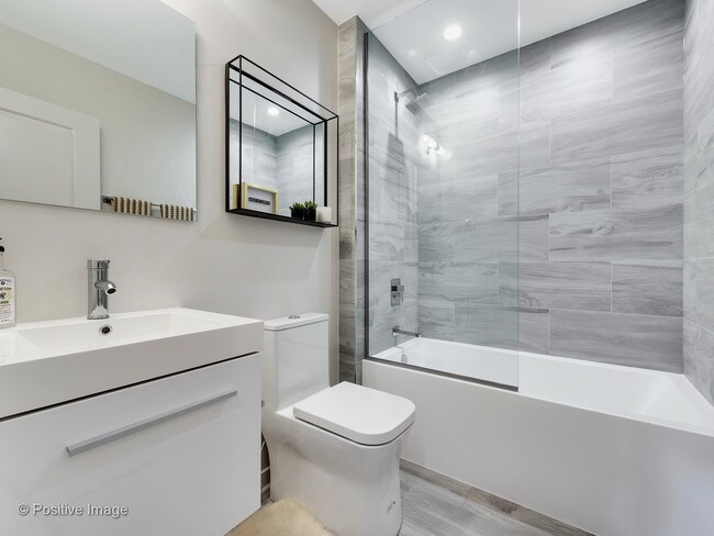 Building Photo - 2102 N Natchez Ave