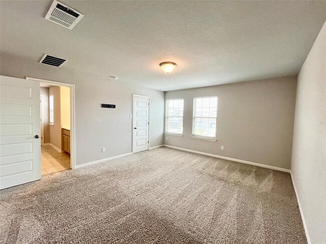 Building Photo - 227 Kellys Heroes Wy