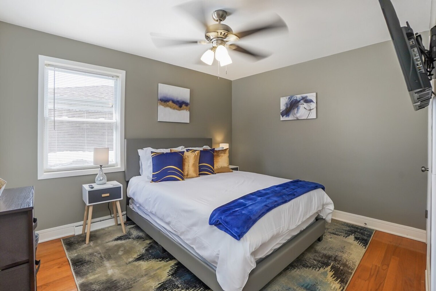 Building Photo - 2247 N 74th Ct