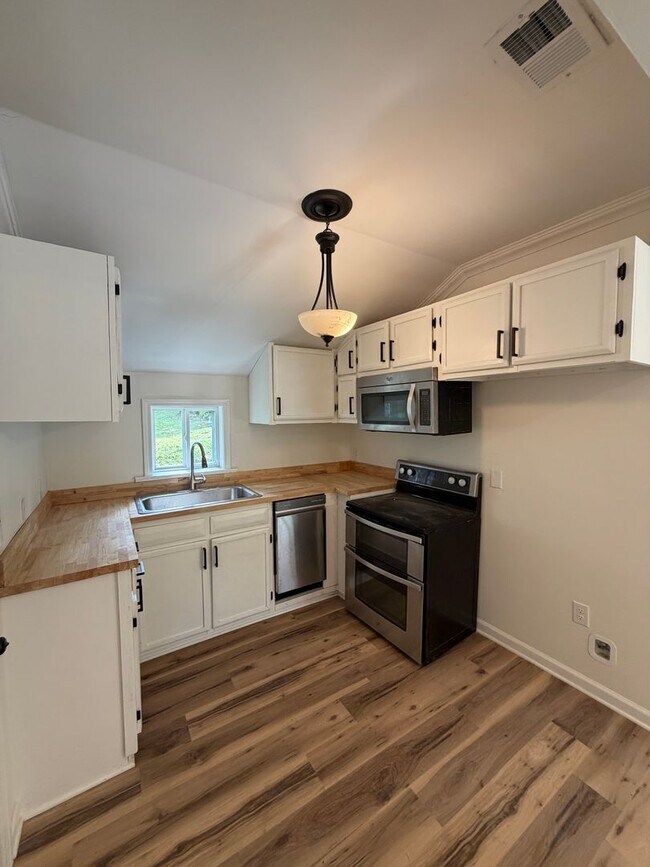 Building Photo - 1 Bed 1 Bath