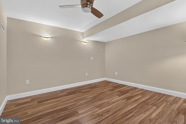 Building Photo - 1417 Hammock Way