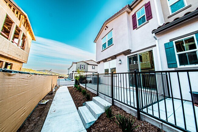 Building Photo - Brand New 3 Bedroom