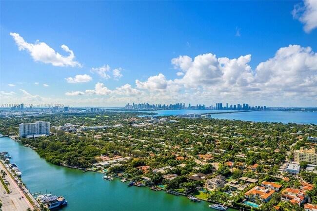 Building Photo - 4775 Collins Ave