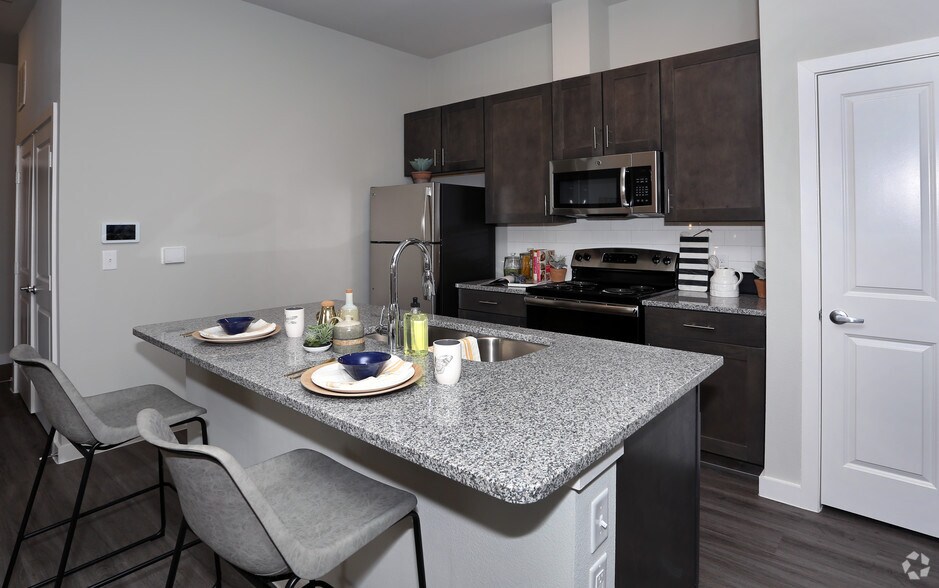 Clark Ridge Canyon 8200 Clarksprings Dr Dallas TX 75236 Apartment