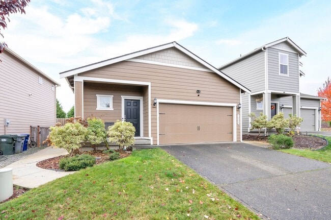Building Photo - Welcome to Ridgeview Estates – Spacious Home with a Fenced Yard!