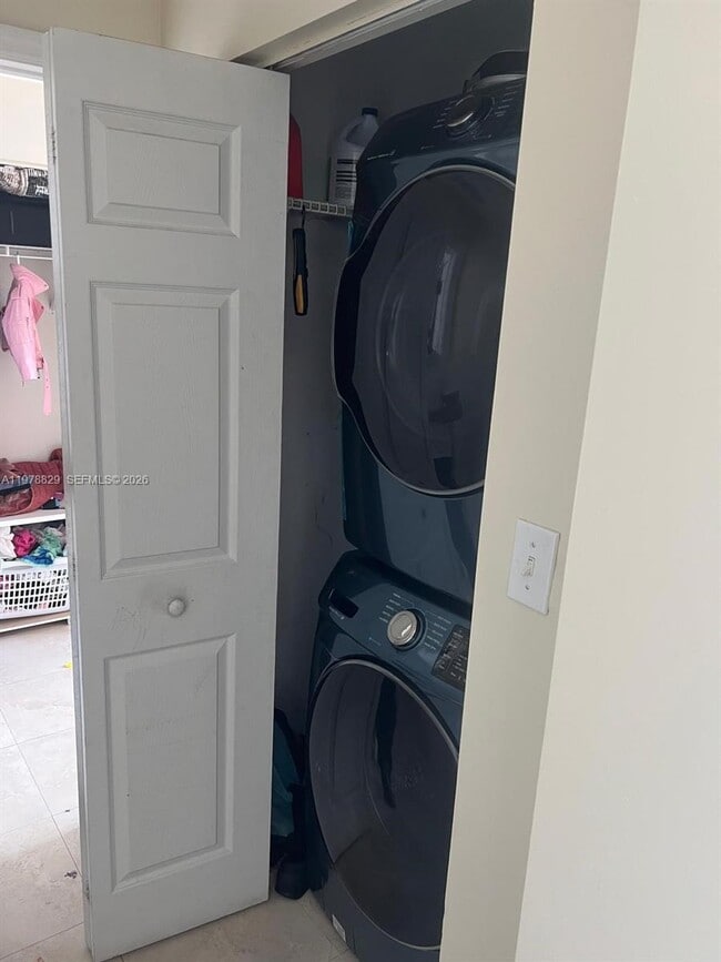 Building Photo - 140 S Dixie Hwy