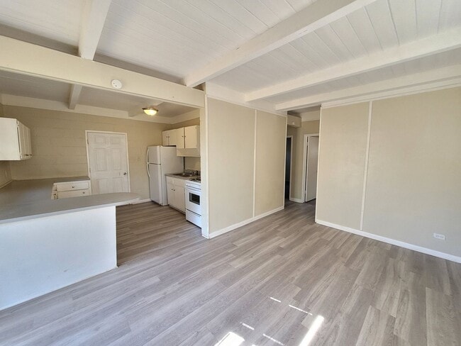 Building Photo - 402 New York Dr