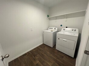 Building Photo - 21354 Owl Rd