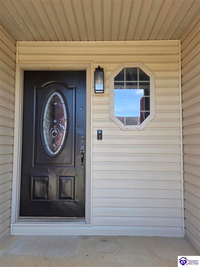 Building Photo - 153 Twin Lakes Dr