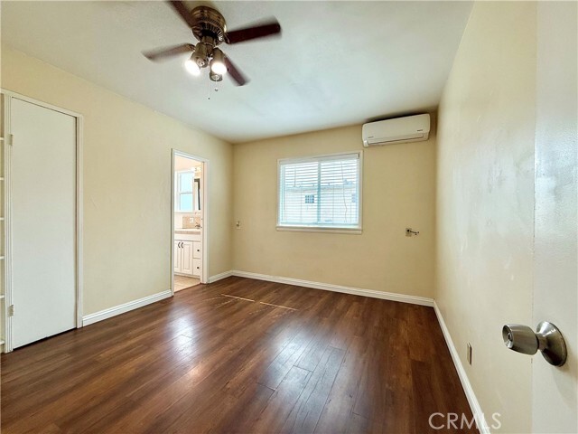 Building Photo - 3159 Del Mar Ave