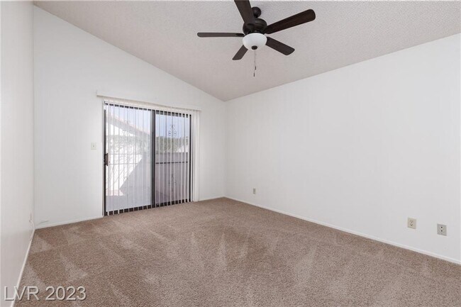 Building Photo - 8432 Mulcahy Ave