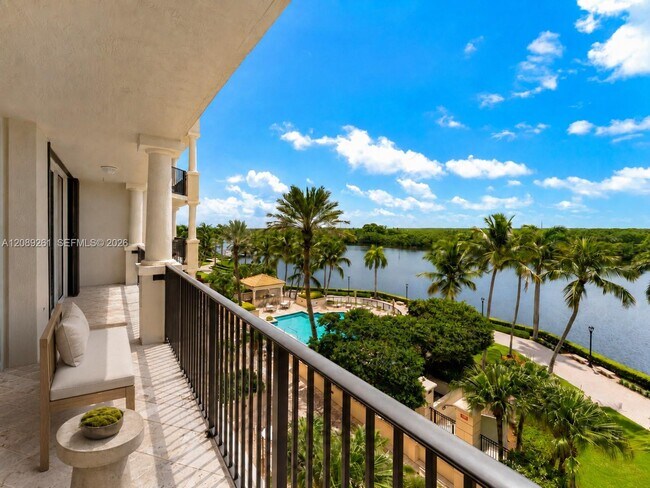 Building Photo - 13627 Deering Bay Dr