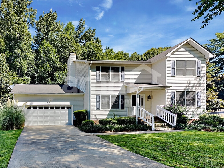 Primary Photo - 6112 Glenridge Ct