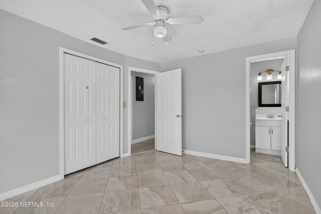Building Photo - 442 Ameca Ave