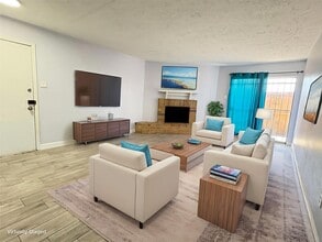 Building Photo - 10555 Turtlewood Ct